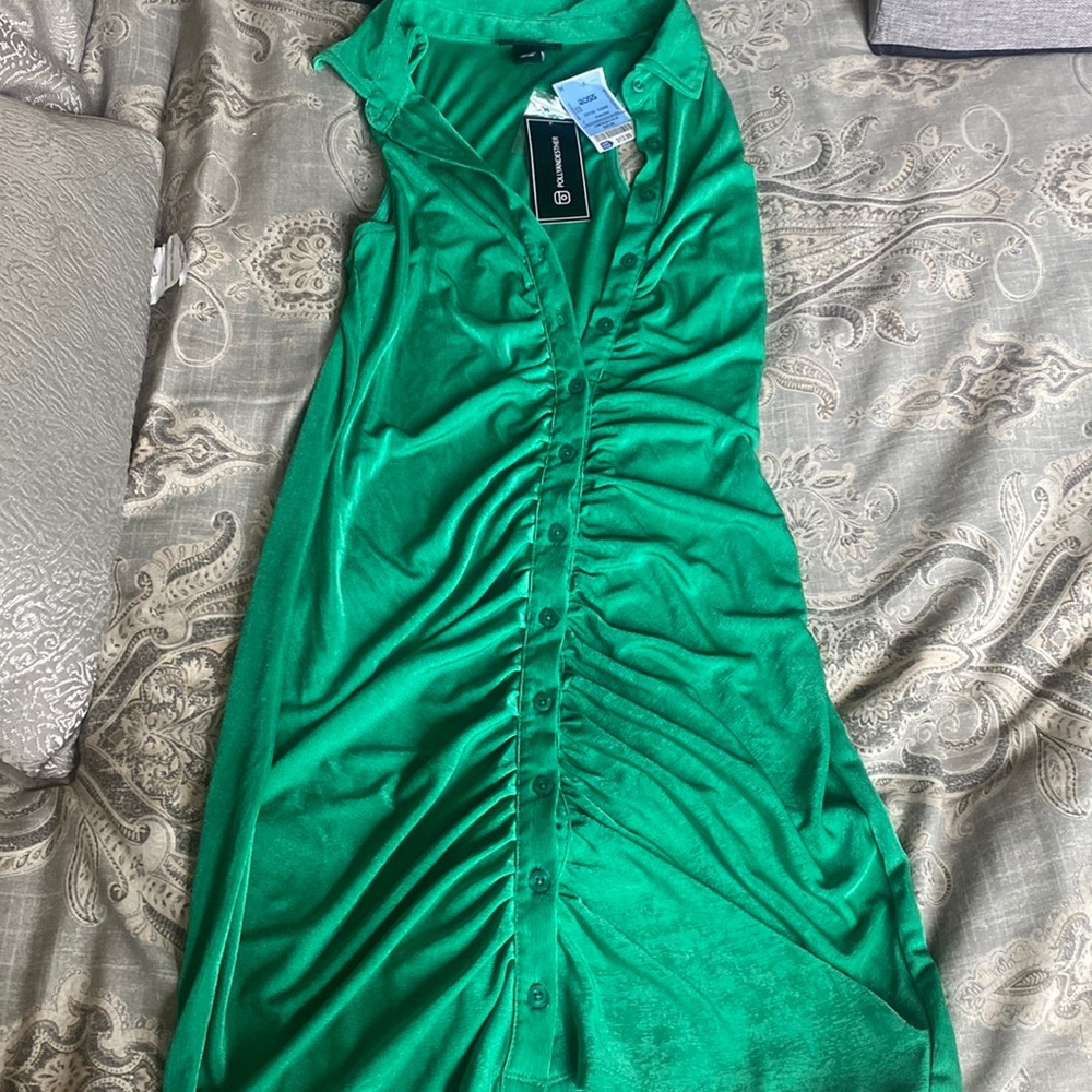 Green Sleeveless button down ruched dress